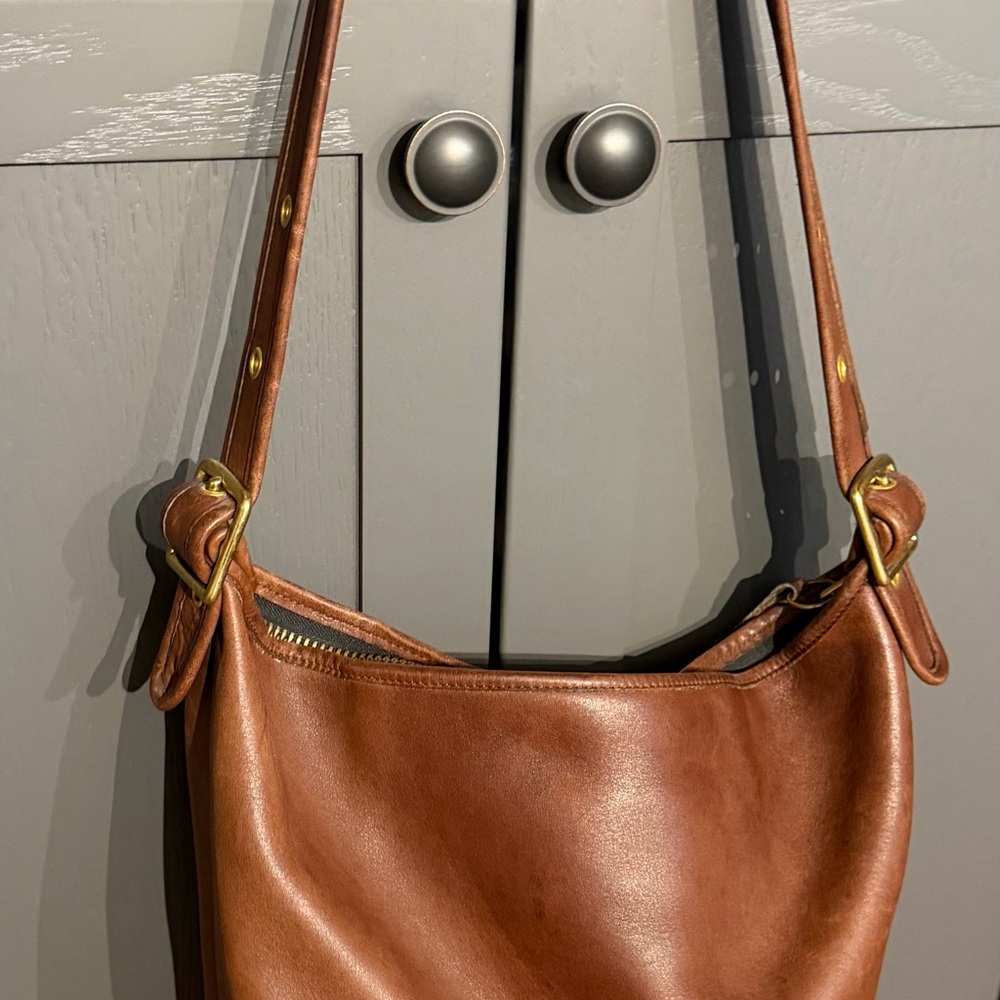 Coach #9085 XL Vintage Feedbag